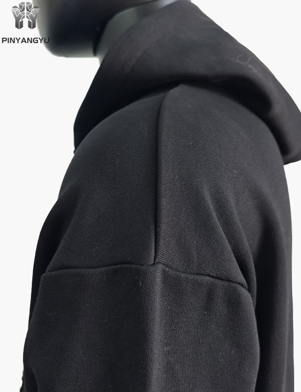 Felpa con cappuccio personalizzata con doppia cerniera e ricamo patch