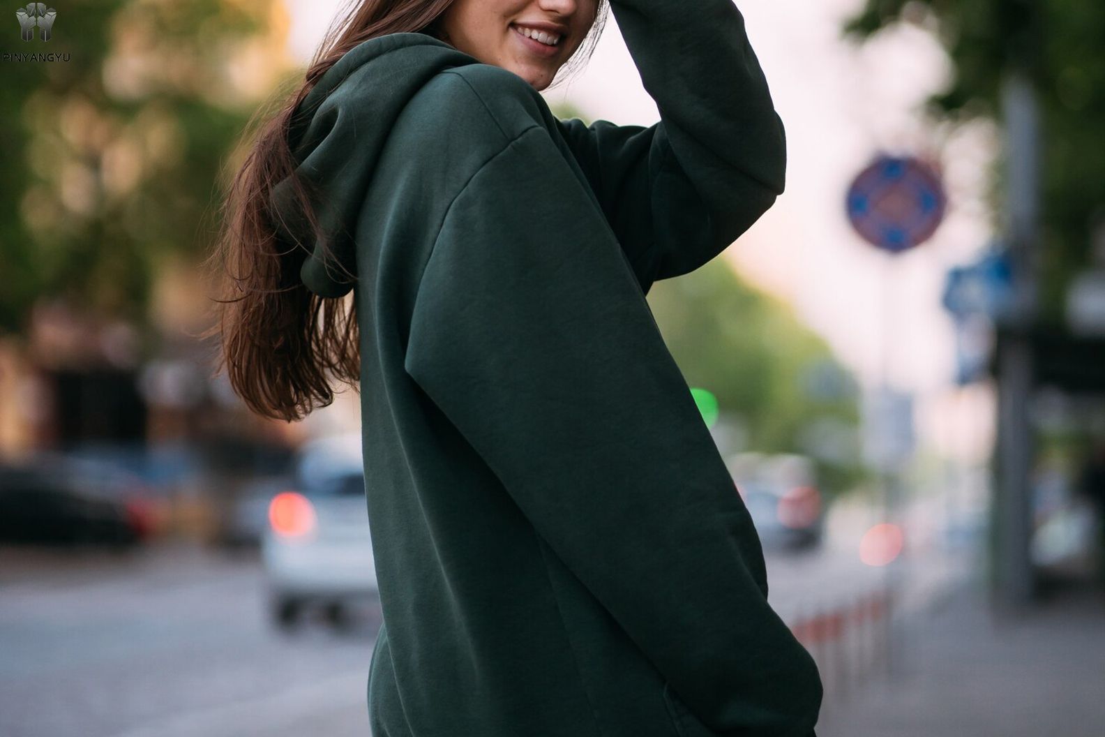 Felpe con cappuccio e cerniera doppia personalizzate con ricamo patch: tendenze da non perdere nel 2025