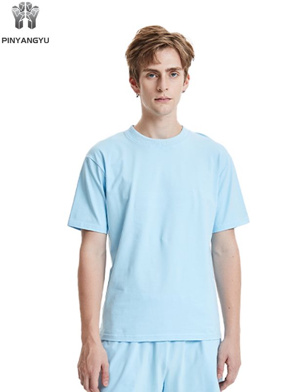 Maglietta multicolore, ampia e traspirante, personalizzabile negli stili da uomo e da donna