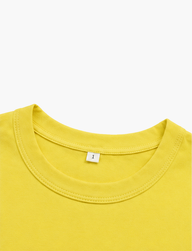 T-shirt personalizzate sostenibili in puro cotone: tessuto organico traspirante, inchiostri ecologici e su ordinazione solo per te
