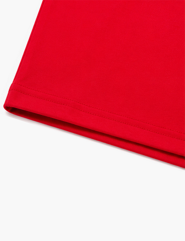 T-shirt bicolore personalizzate: colori vivaci, tessuti premium, completamente personalizzate